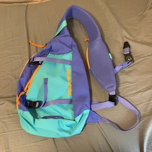 Patagonia 8L Atom Sling Bag